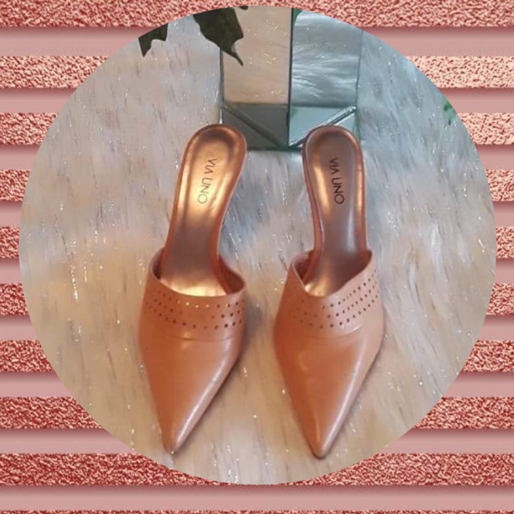 Tan Leather Slides By Via Uno - image 1